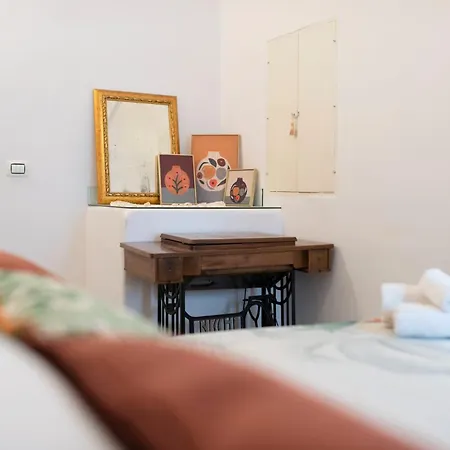 Nonna Nella Casa In Centro 公寓