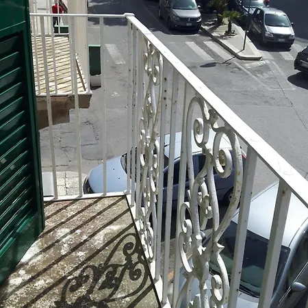 Nonna Nella Casa In Centro Apartmán