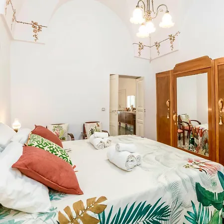 Nonna Nella Casa In Centro Апартаменты Остуни