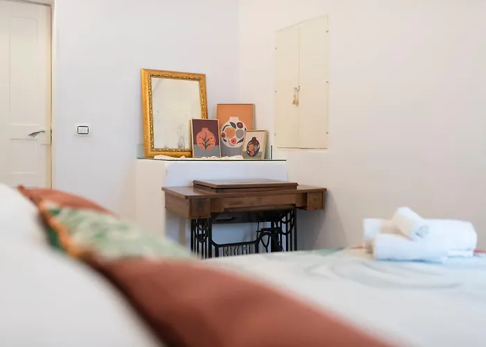 Nonna Nella Casa In Centro דירה