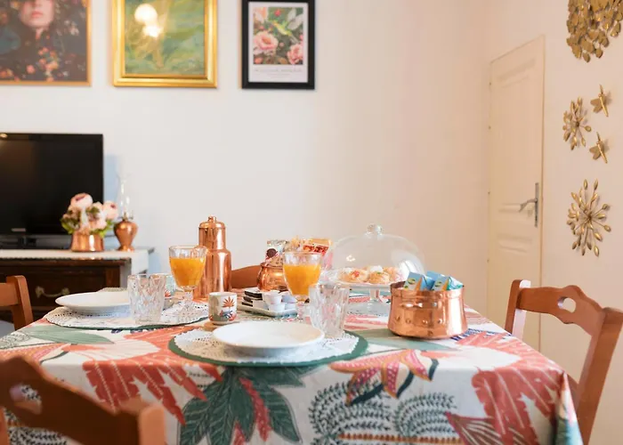 Nonna Nella Casa In Centro דירה *